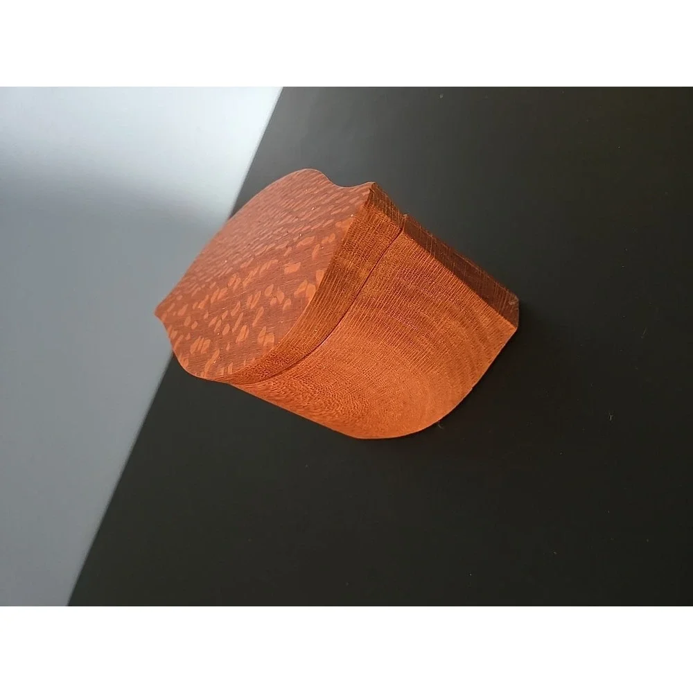 Handcrafted Leaf Shape Exotic Hardwood Box Heavy Carved Wooden‎ Trinket Jewelry